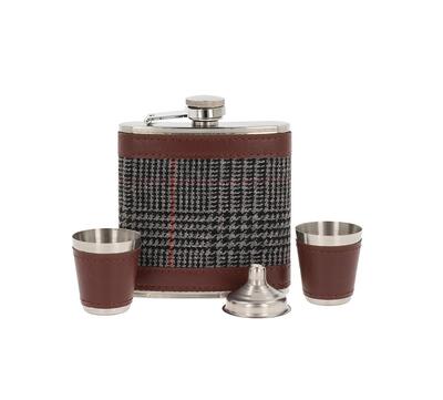 Hip Flask Brown Set